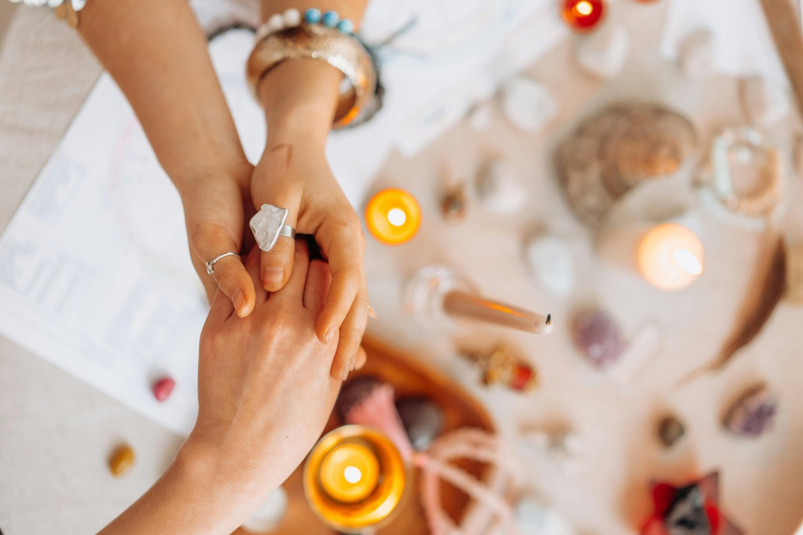 Sesión de Reiki en Murcia con cristales y velas
